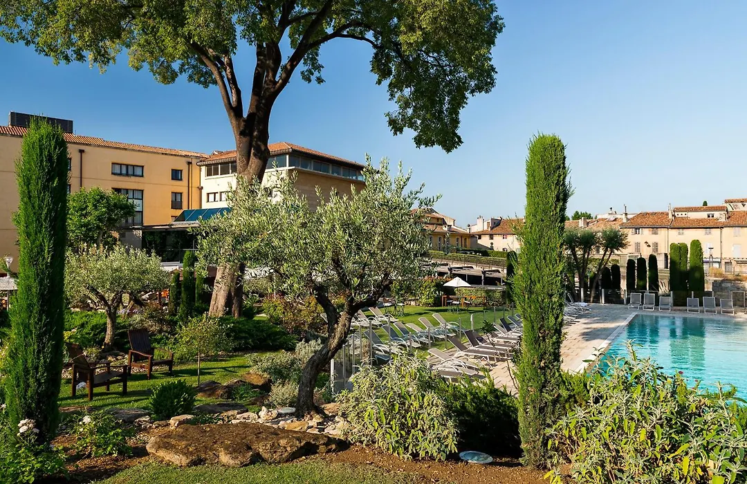 Aquabella Hotel & Spa-1