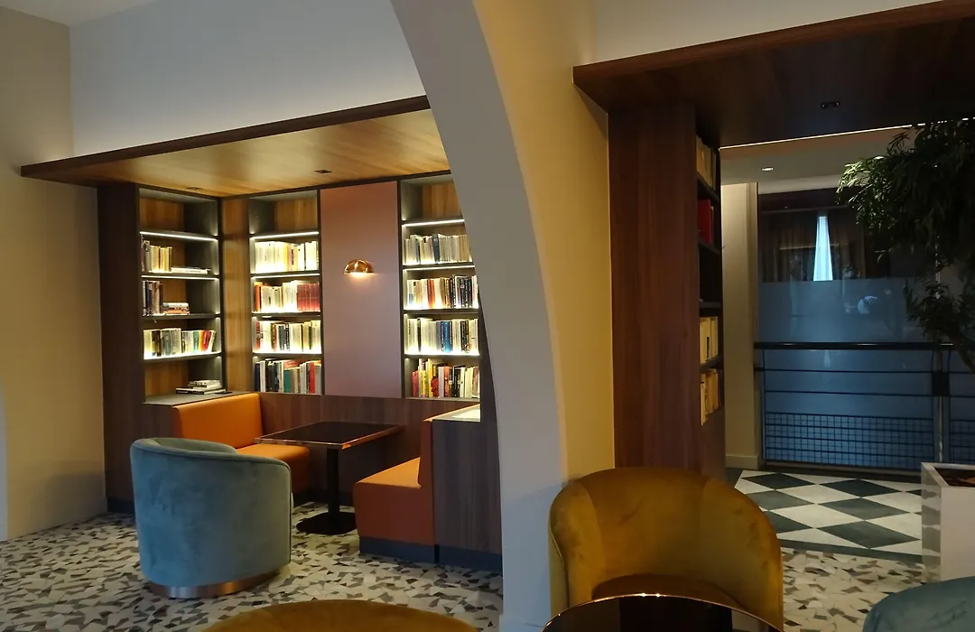 Aquabella Hotel & Spa-1