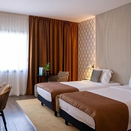 Aquabella Hotel & Spa-3