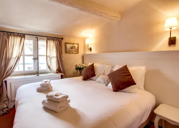 Les Quatre Dauphins Hotel Aix-en-Provence