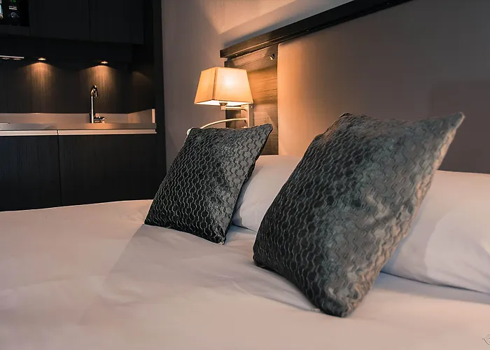 Sejours & Affaires Aix-En-Provence Mirabeau Aparthotel